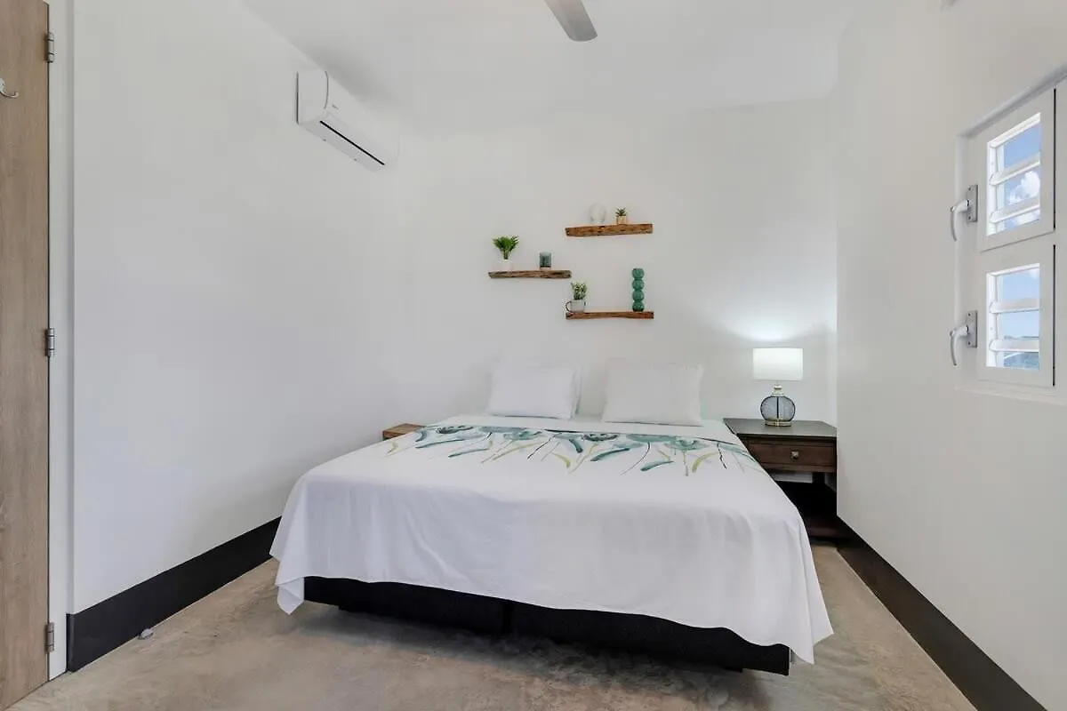 Blue Breeze Apartment In Water Villas Kralendijk